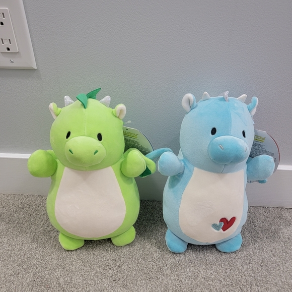 Squishmallows Other - 10 inch Dragon hugmee bundle